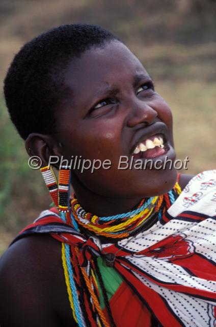 kenya 13.JPG - Femme MasaiRéserve de Masai MaraMasai Mara National ReserveKenya